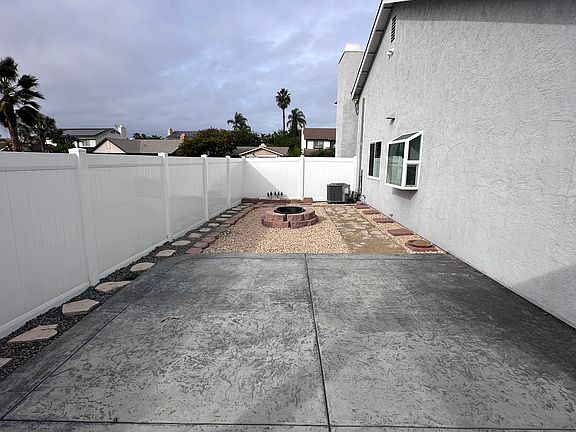 5th image of 3801 Stanford Dr