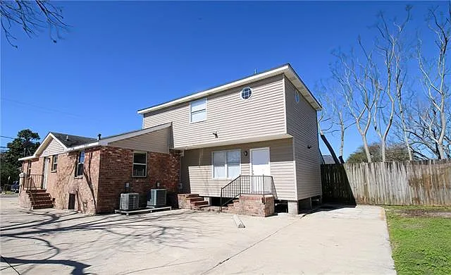 2 bed, 1.5 bath, 1000 sqft, $1,500 — Photo 4