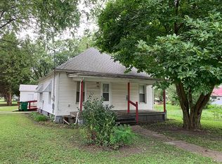 401 N State St, Pana, IL 62557