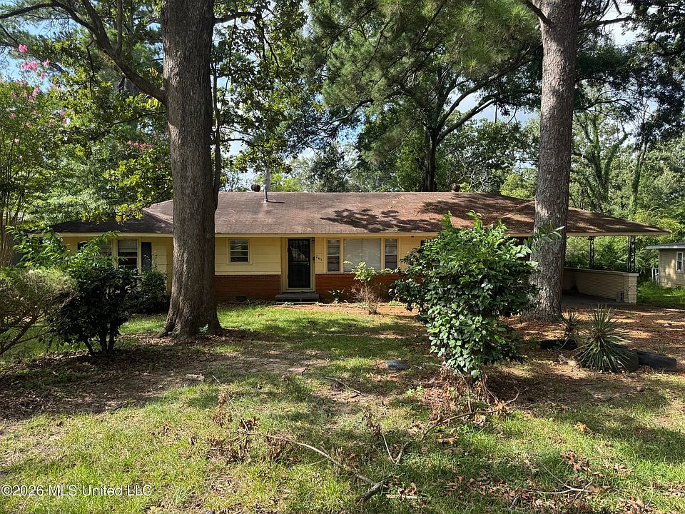 1st image of 245 Shady Cir