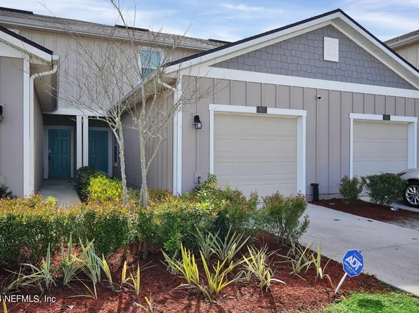 917 CAPITOL Parkway, Jacksonville, FL 32218