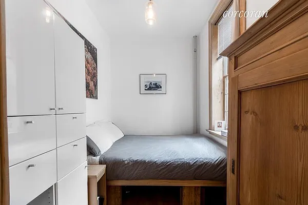 Rented by Corcoran | media 23