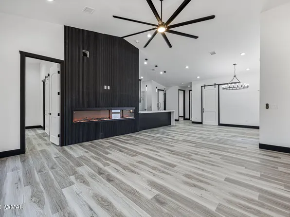 2755 W Villa Loop, Show Low, AZ 85901