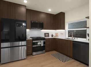 104 N 80th St, Seattle, WA 98103