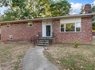 919 Eastwood Dr, Russellville, AR 72801