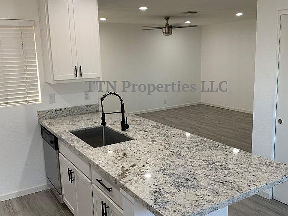 5th image of 20236 N 6th Dr Unit 5