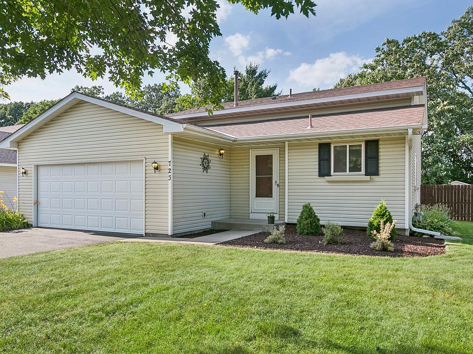1st image of 723 Sunwood Park Dr