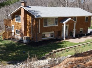 14 Prospect Dr, Brookfield, CT 06804