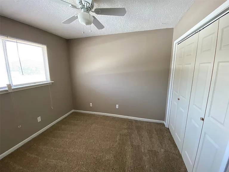 1519 S 8th St — Photo 12