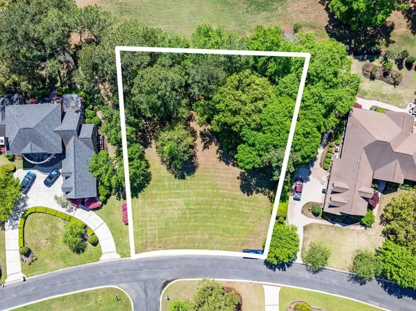 202 Oatland Lake Dr., Pawleys Island, SC 29585