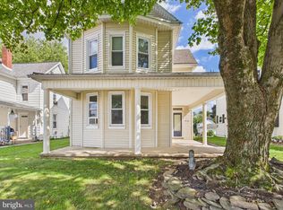 21 S 3rd St, Mount Wolf, PA 17347