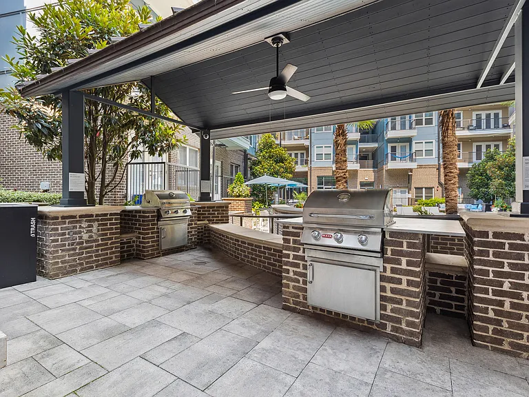Midtown 205, Charlotte, NC, Grilling Stations