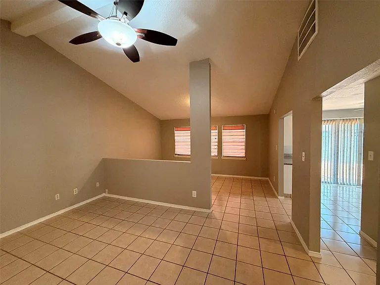 3227 Glade Springs Dr — Photo 11