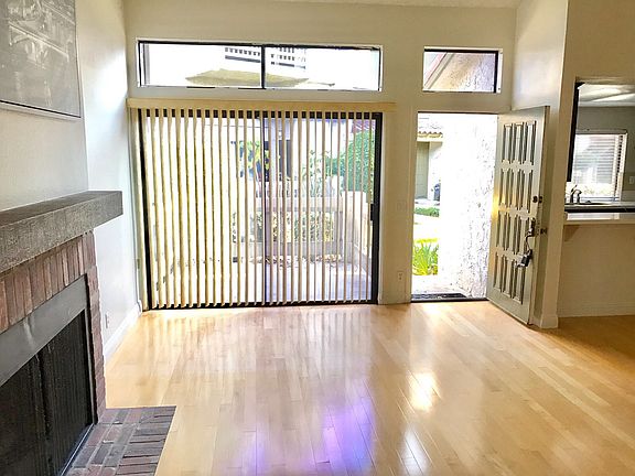 4th image of 8371 Village Ln