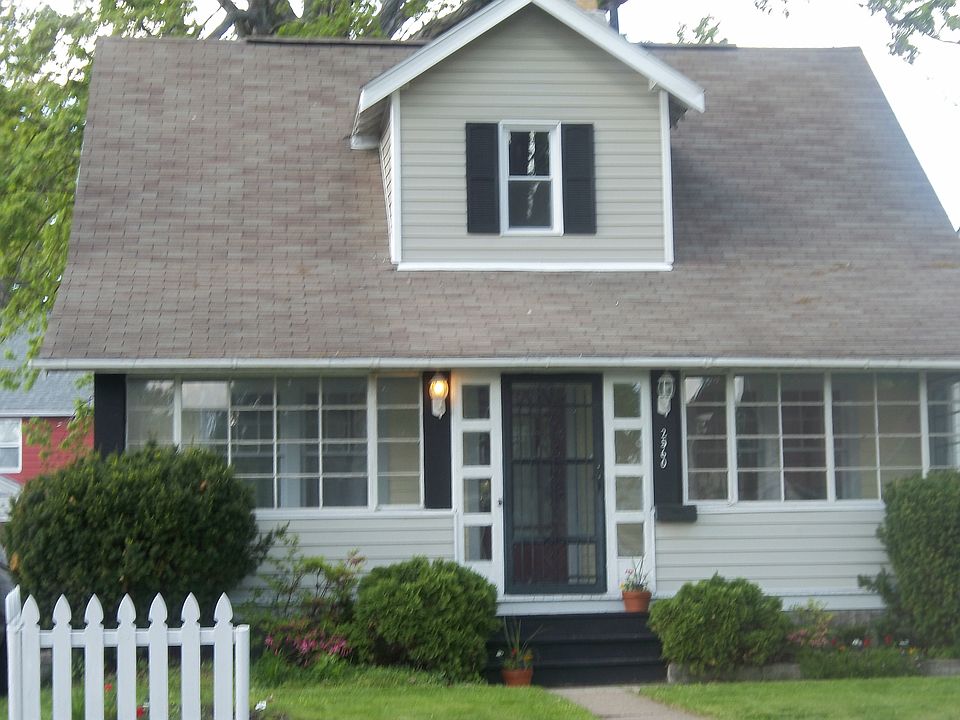1st image of 2560 Grantwood Dr
