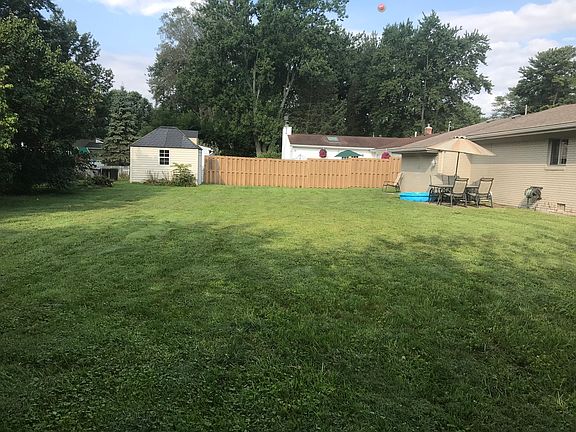 2nd image of 1167 Oakmont Dr