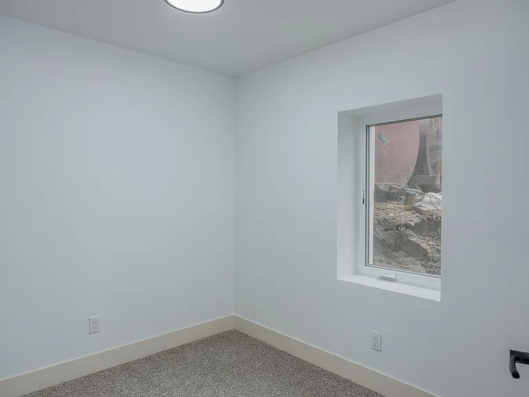 660 Gold Vein Rd — Photo 12