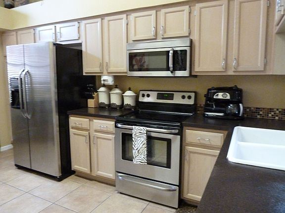 3rd image of 1624 Shady Oaks Dr