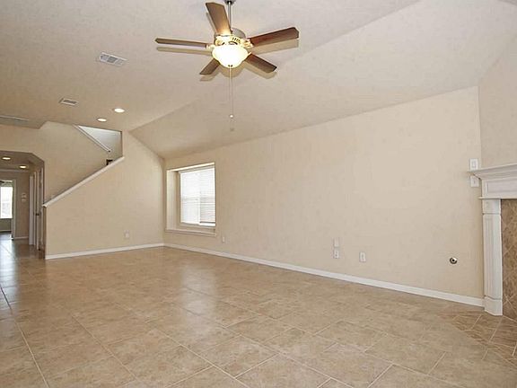 4th image of 9965 Lazy Cove Ln