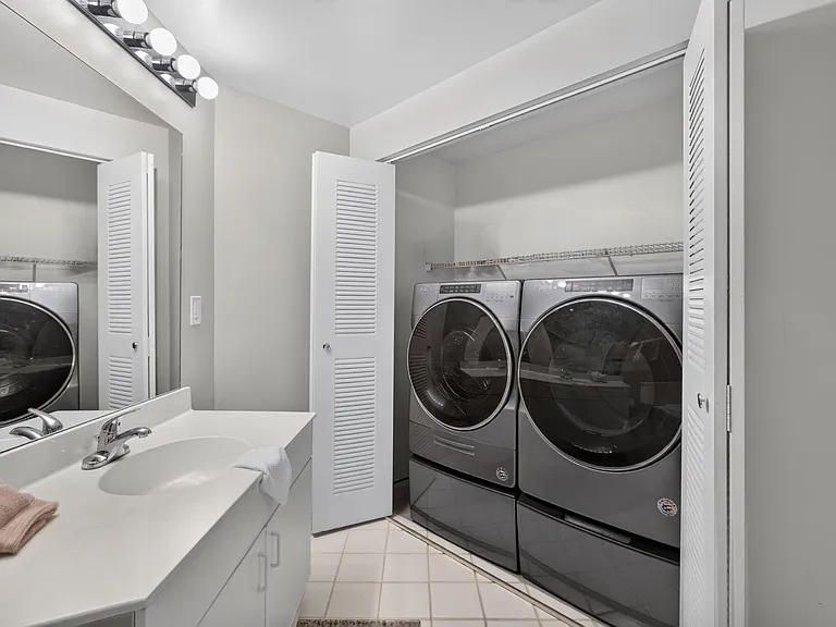500 Uno Lago Dr #201 — Photo 35