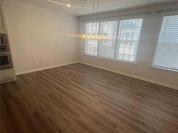 4th image of 8131 Wistar Creek Mews #B
