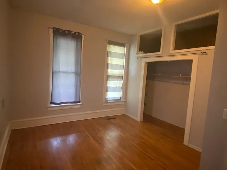 605 N Market St — Photo 6