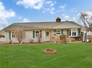 39 S Beechwood Rd, Bedford Hills, NY
