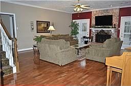 4th image of 11947 Gatesden Dr