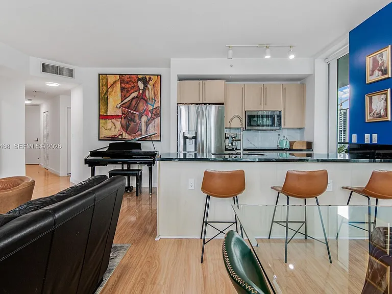 79 SW 12th St #2107 — Photo 11