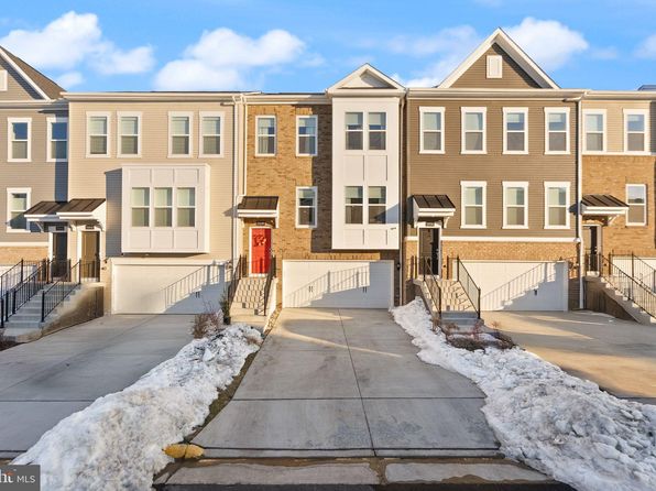 15038 Jaxton Square Ln