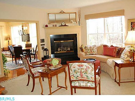 4th image of 4998 Golf Village Dr