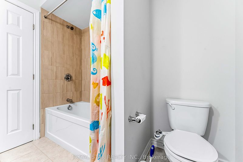 Ottawa House for rent - 4 Bedrooms — photo 29