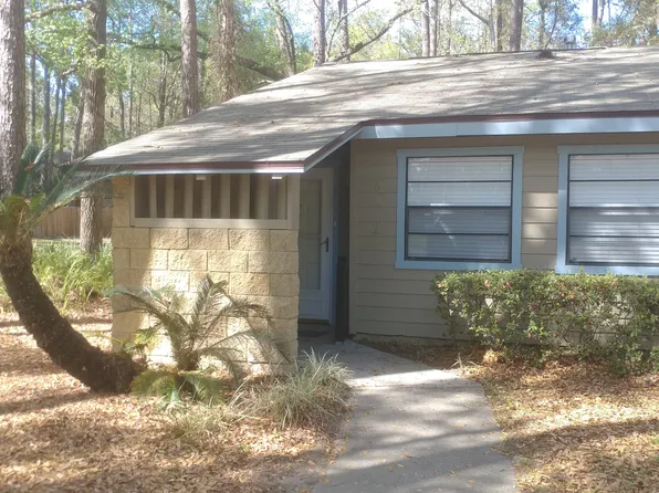 6912 SW 45th Ave, Gainesville, FL 32608