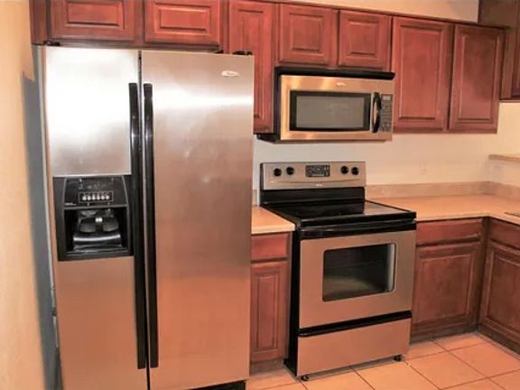4th image of 2213 S 35th Ave Unit A