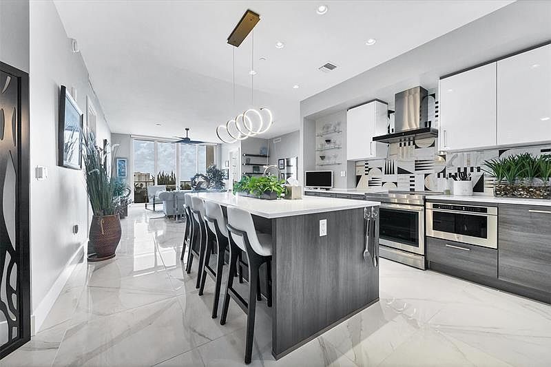 111 S Pineapple Ave Sarasota, FL, 34236 Apartments for Rent Zillow