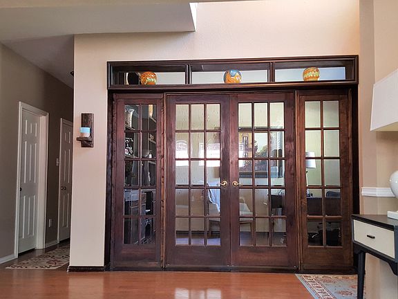 5th image of 2320 Sunshine Dr