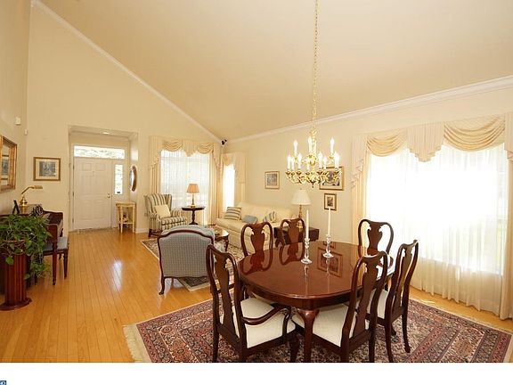 4th image of 1 Honeyflower Ln