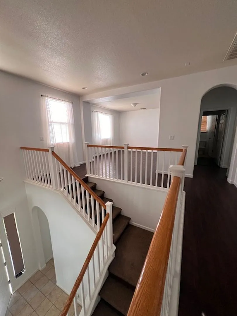 Available right away! 5 Bedrooms and 4 full Bathrooms — Photo 3