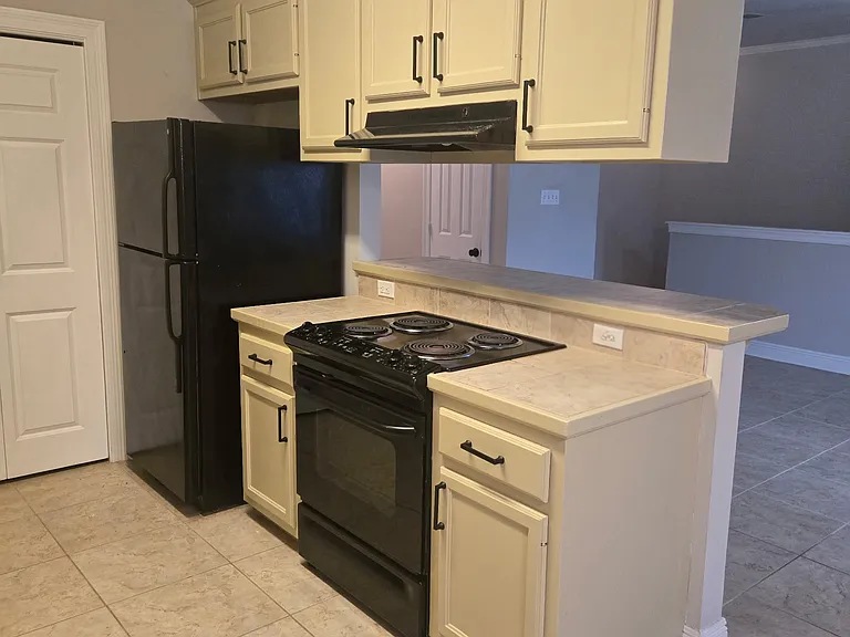 818 Meadow Bend Dr #G — Photo 15