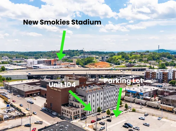 222 N Central St #104, Knoxville, TN 37917