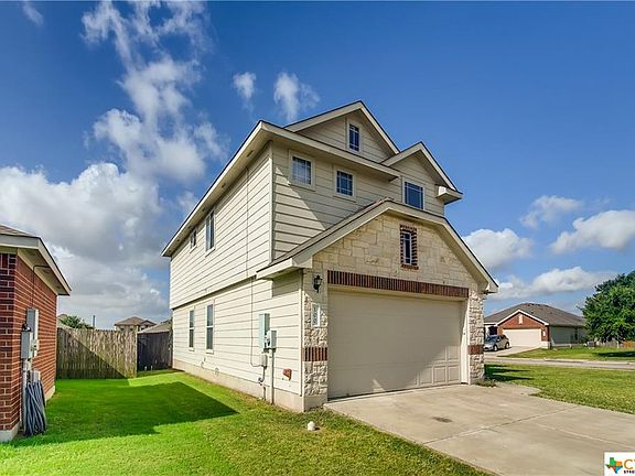 3rd image of 100 Camellia Dr