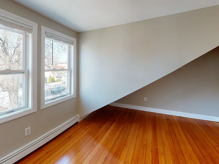 22-24 Kelley Ct — Photo 8