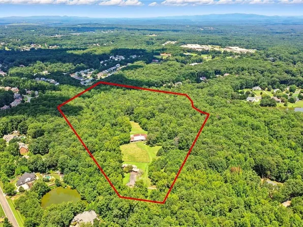450 Pat Rich Dr, Canton, GA 30115