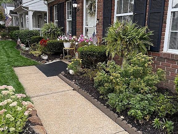 2nd image of 7015 Cobblestone Ln Unit 7015