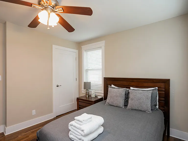 1009 Iverson Ave — Photo 9