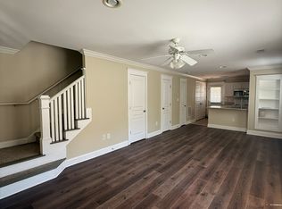 1035 Barnett Shoals Rd APT 1239, Athens, GA 30605