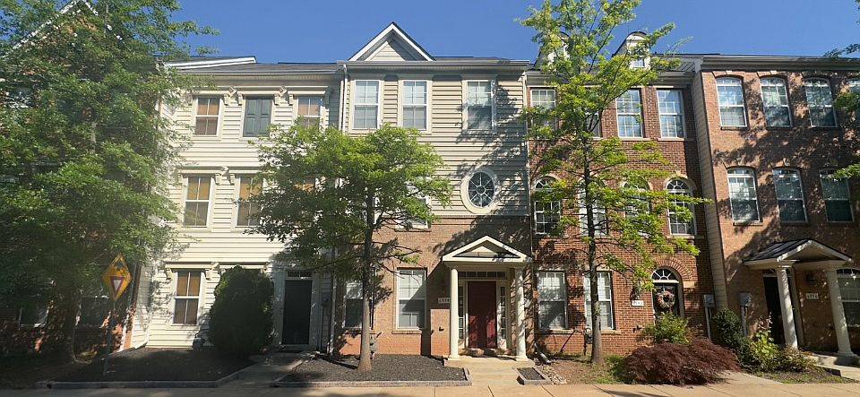 1st image of 6994 Landseer Dr