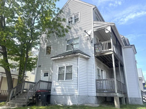 231 Pleasant St, Brockton, MA 02301