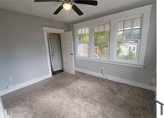 3rd image of 1923 S Izard St #B