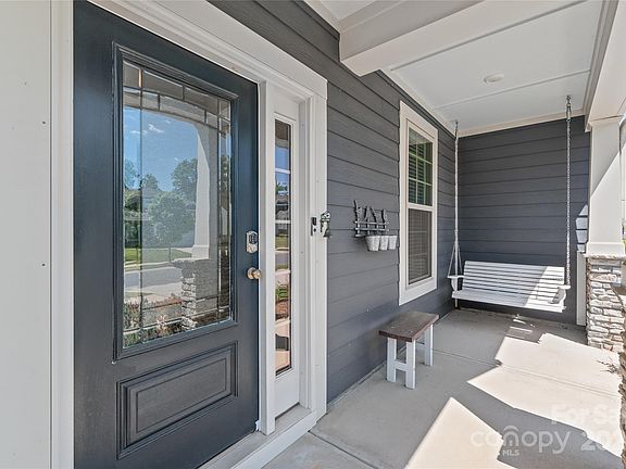 2nd image of 244 Barberry Dr